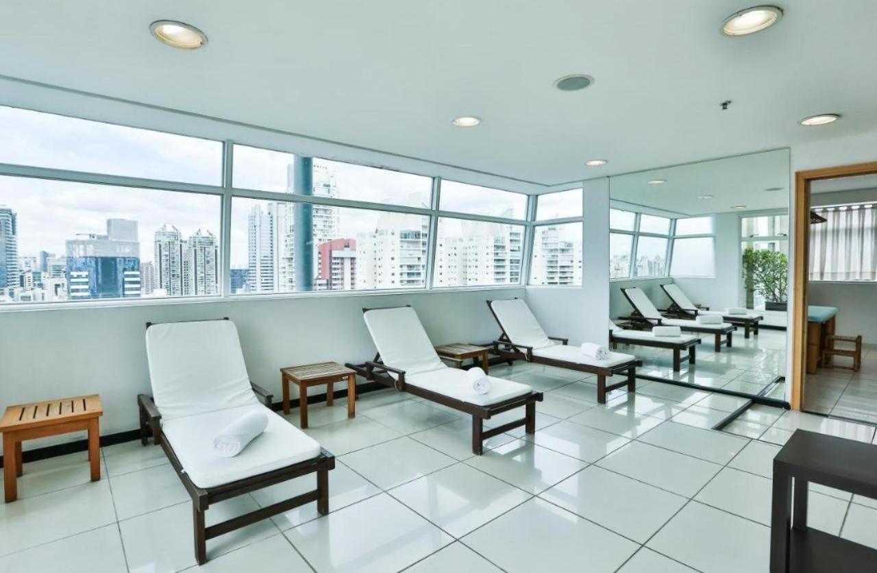 Living Radisson Tryp Berrini *